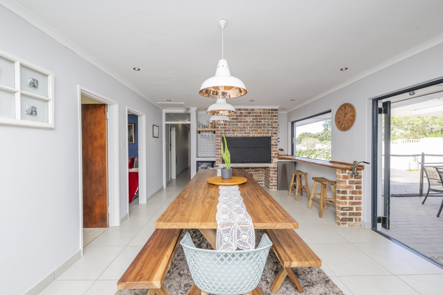 5 Bedroom Property for Sale in Eversdal Western Cape